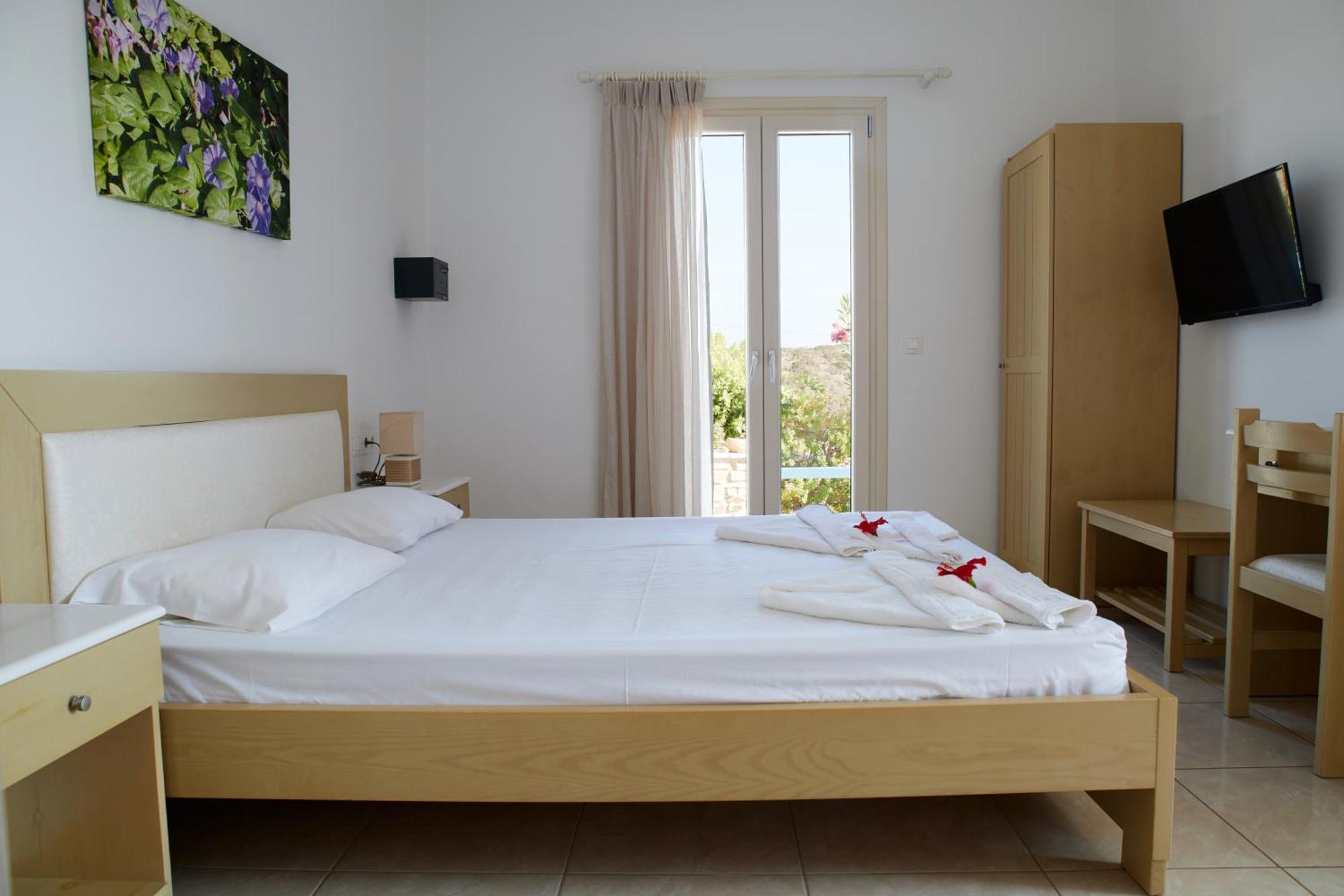 Theologos Beach Antiparos Exterior photo